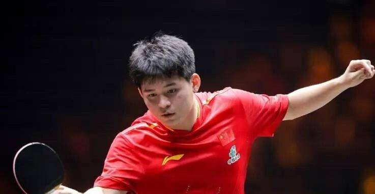 莱万多夫斯基遭遇十五持续失利,日本队教练压力巨大!比赛高潮迭起的简单介绍